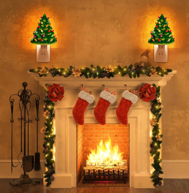 360° Rotating Plug Resin Christmas Tree Night Light – Warm LED Holiday Décor for Kitchen, Bathroom & Bedroom
